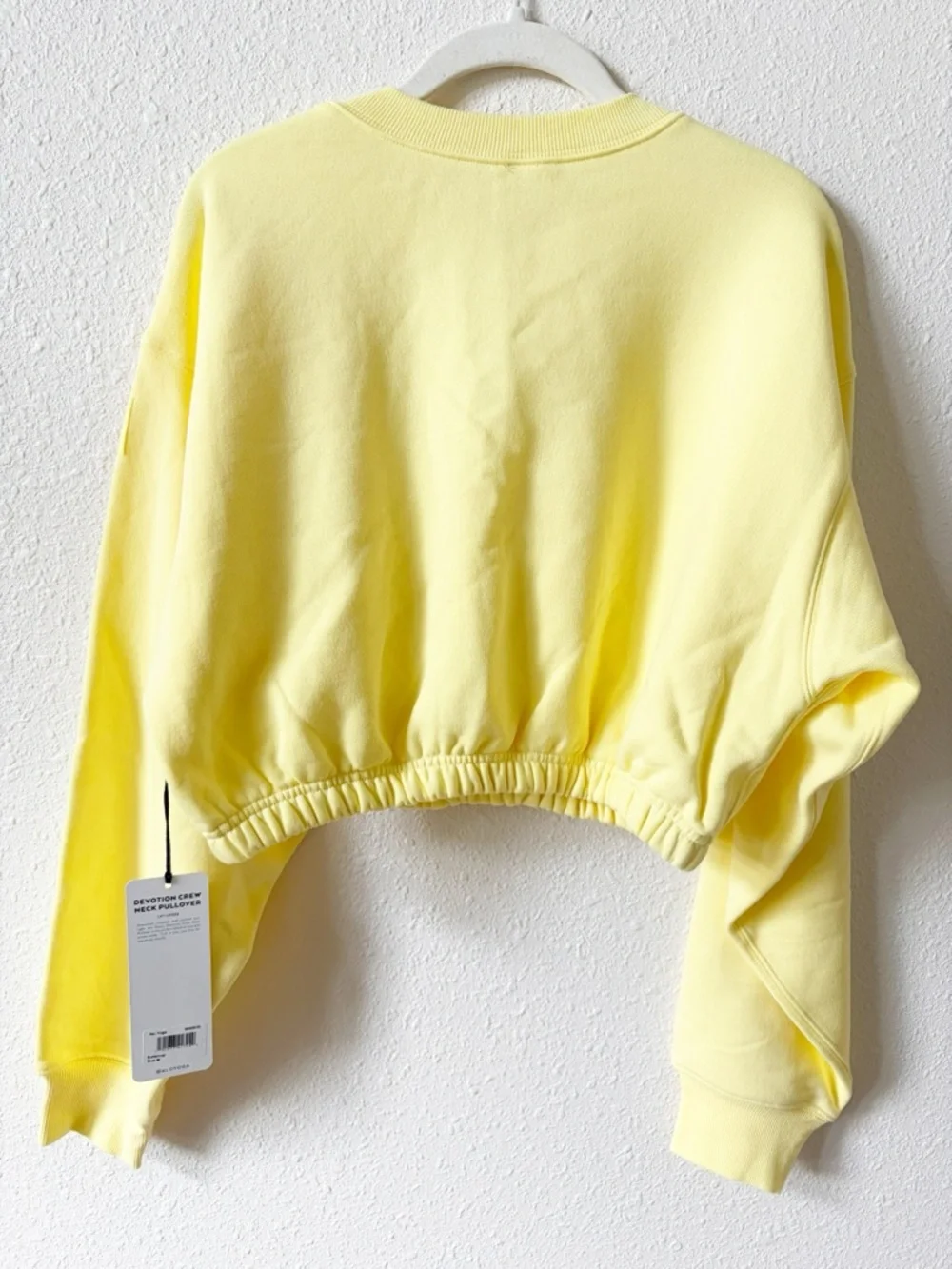 Alo Yoga Devotion Crew Neck Pullover Buttercup Size Medium Athleisure Colorful